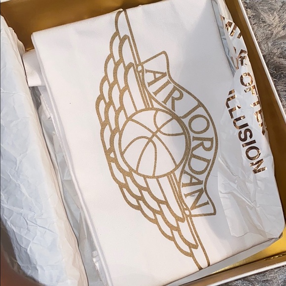 Air Jordan’s 6 retro -Metallic Gold/White - Picture 4 of 5